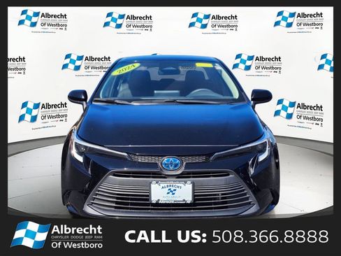 Used 2024 Toyota Corolla LE w/ LE Convenience Package AWD/4WD image 8