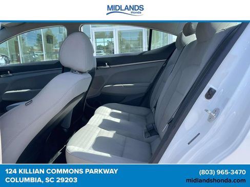Used 2017 Hyundai Elantra SE FWD image 9