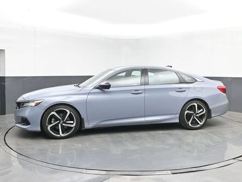Used 2022 Honda Accord Sport image 11