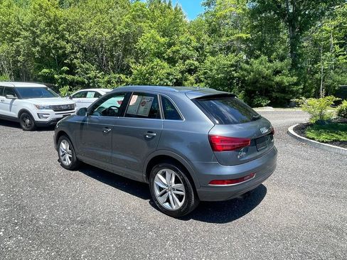 Used 2017 Audi Q3 2.0T Premium Plus w/ Premium Plus Package AWD/4WD image 8