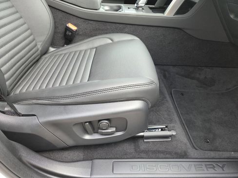 New 2025 Land Rover Discovery Sport S image 12