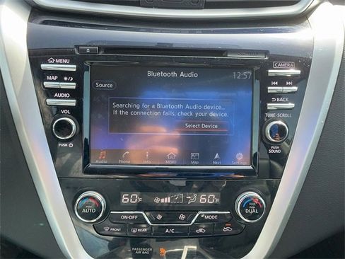 Used 2018 Nissan Murano SL image 22