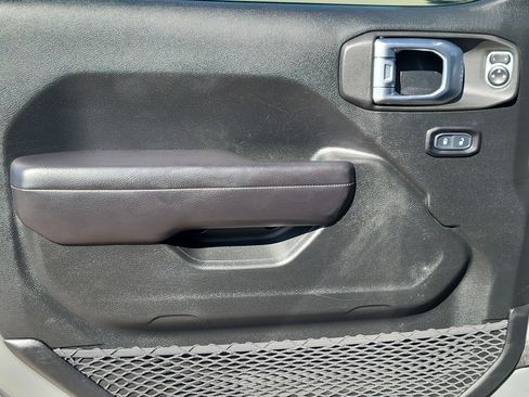 Used 2020 Jeep Gladiator Sport w/ Quick Order Package 24S image 6