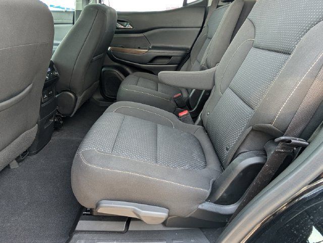 Used 2021 GMC Acadia SLE w/ Driver Convenience Package FWD image 23