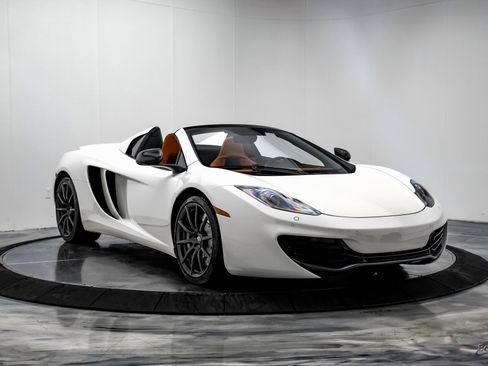 Used 2013 McLaren MP4-12C Spider image 29