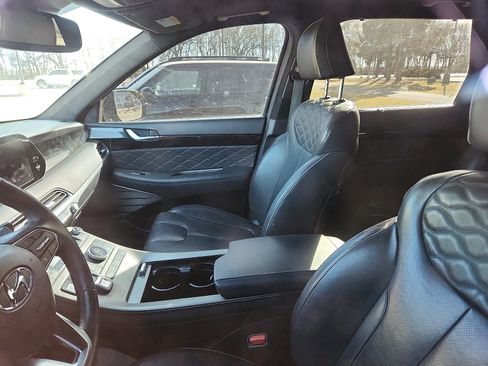 Used 2022 Hyundai Palisade Calligraphy image 9