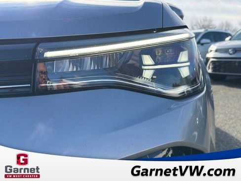 Certified 2025 Volkswagen Taos SE image 46