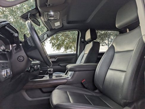 Used 2024 GMC Sierra 1500 SLT w/ SLT Premium Plus Package image 19