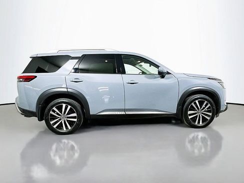 Used 2025 Nissan Pathfinder Platinum w/ Cargo Package AWD/4WD image 8
