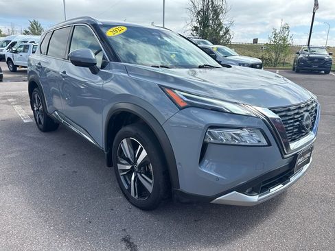 Used 2022 Nissan Rogue Platinum w/ Head-Up Display Package AWD/4WD image 6