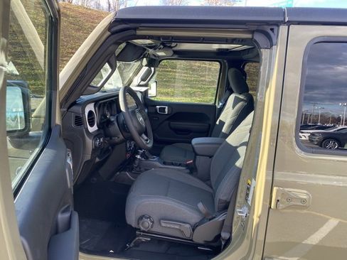 New 2026 Jeep Gladiator Willys image 15