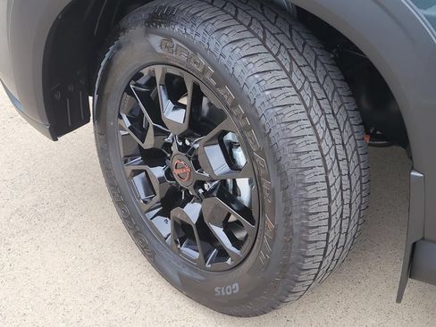 New 2026 Nissan Armada PRO-4X AWD/4WD image 9