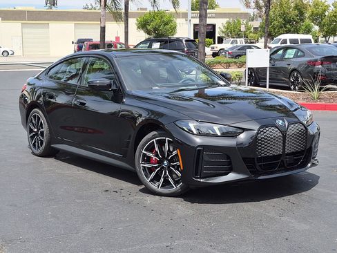 New 2026 BMW i4 eDrive40 w/ M Sport Package RWD image 2