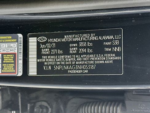Used 2022 Hyundai Elantra SEL w/ Convenience + Premium Package FWD image 12