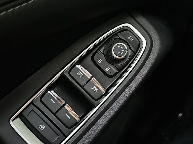 Used 2023 Subaru Ascent Touring AWD/4WD image 13