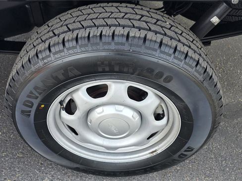 Used 2018 Ford F150 XL RWD image 8