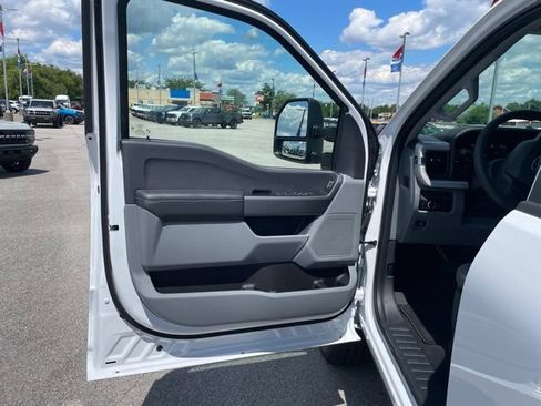 New 2026 Ford F250 XL w/ STX Appearance Package AWD/4WD image 24