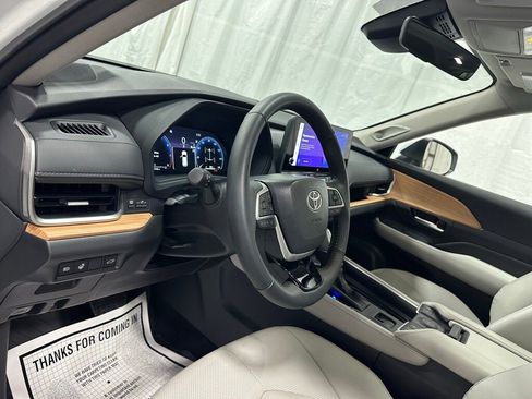 Used 2025 Toyota Grand Highlander Limited image 16