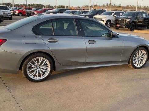 Used 2023 BMW 330i Sedan image 9