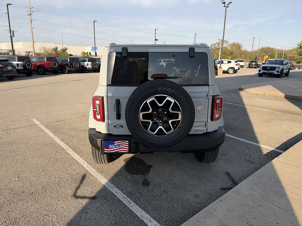 New 2026 Ford Bronco Outer Banks AWD/4WD image 4