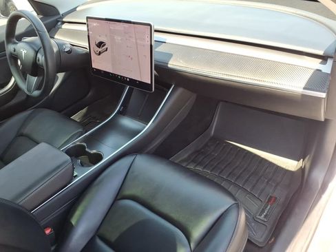 Used 2019 Tesla Model 3 Long Range AWD/4WD image 9