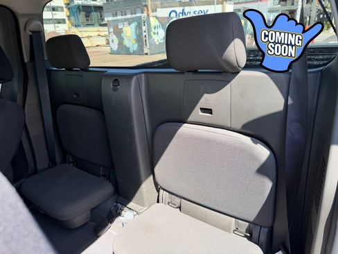 Used 2019 Nissan Frontier S RWD image 15