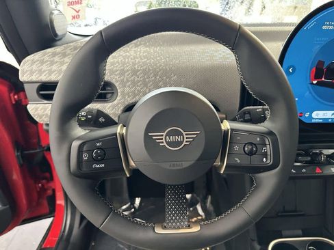 Certified 2025 MINI Cooper 2-Door Hardtop image 14