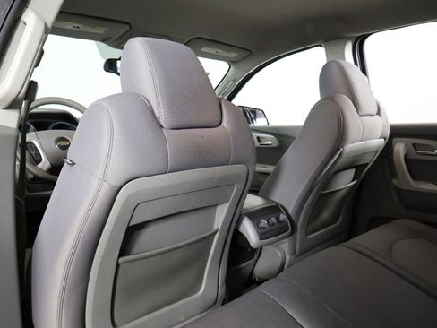 Used 2012 Chevrolet Traverse LS image 14