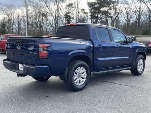 Used 2022 Nissan Frontier SV image 5