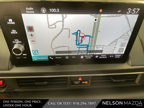 Used 2024 Honda Pilot Touring image 28