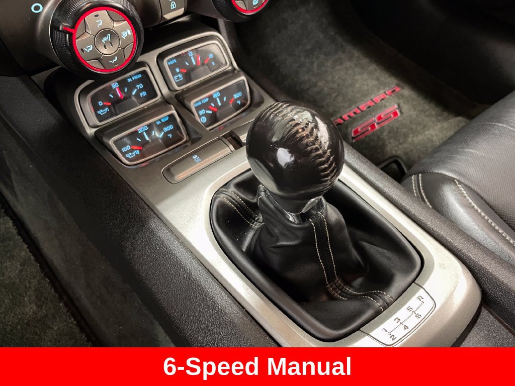 Used 2010 Chevrolet Camaro SS RWD image 3