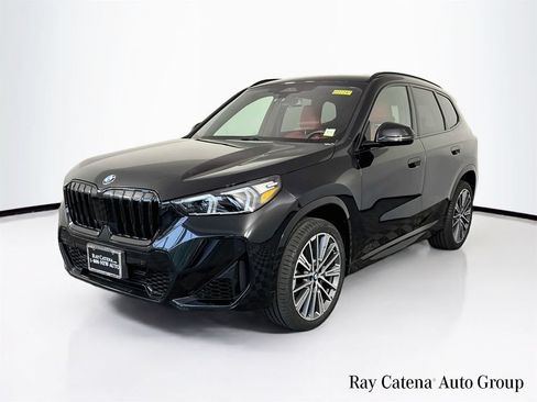 Used 2023 BMW X1 xDrive28i w/ M Sport Package AWD/4WD image 3