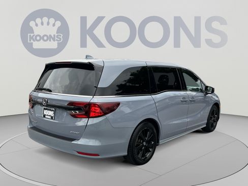 Used 2023 Honda Odyssey Sport image 7