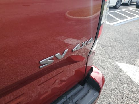 Certified 2022 Nissan Frontier SV image 9