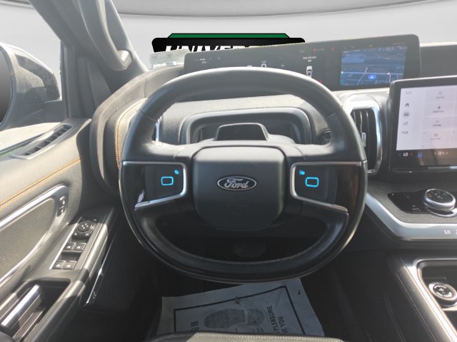 Used 2025 Ford Expedition Tremor AWD/4WD image 28