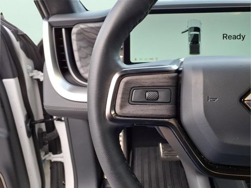 Used 2022 Rivian R1T Adventure AWD/4WD image 19