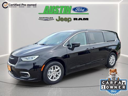 Certified 2024 Chrysler Pacifica Touring-L FWD image 1