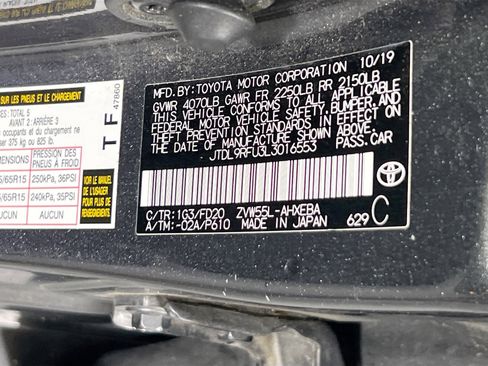 Used 2020 Toyota Prius LE image 29