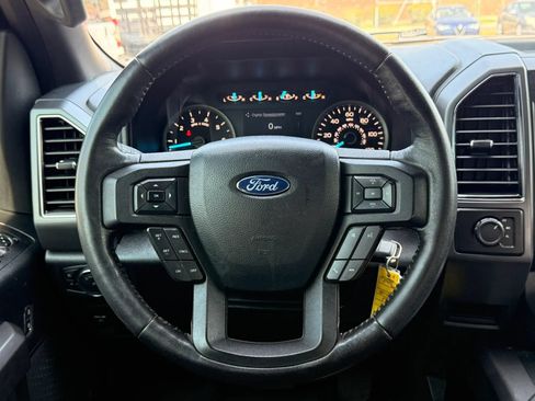 Used 2019 Ford F150 XLT w/ Equipment Group 302A Luxury AWD/4WD image 19