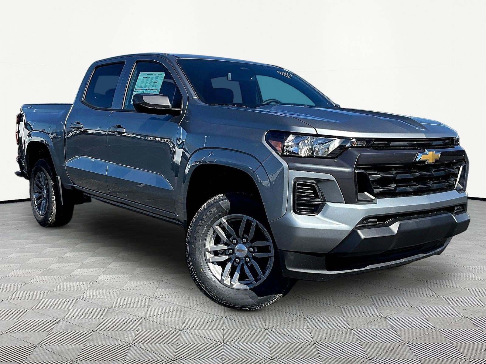 New 2026 Chevrolet Colorado LT RWD image 3