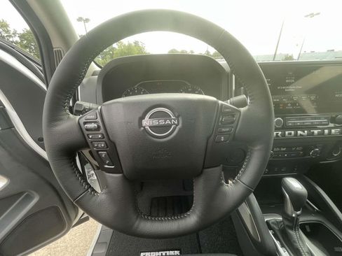 New 2026 Nissan Frontier SV w/ SV Convenience Package image 19