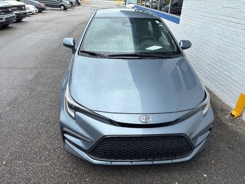 Used 2024 Toyota Corolla SE FWD image 3