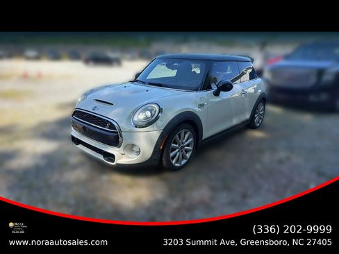 Used 2015 MINI Cooper S FWD image 1