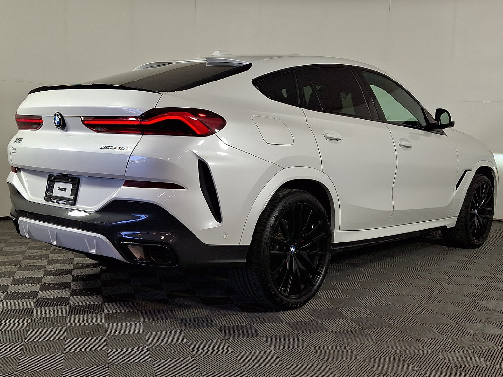 Certified 2025 BMW X6 xDrive40i w/ Executive Package AWD/4WD image 9