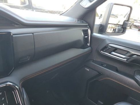 Used 2024 GMC Sierra 2500 AT4 w/ AT4 Premium Plus Package image 26