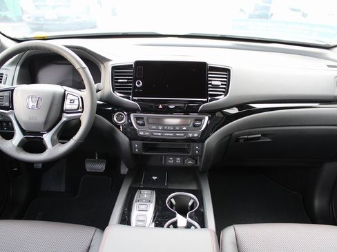 New 2026 Honda Ridgeline Black Edition image 38