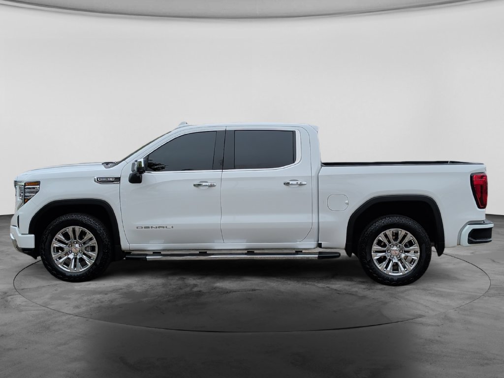 Used 2024 GMC Sierra 1500 Denali AWD/4WD image 4