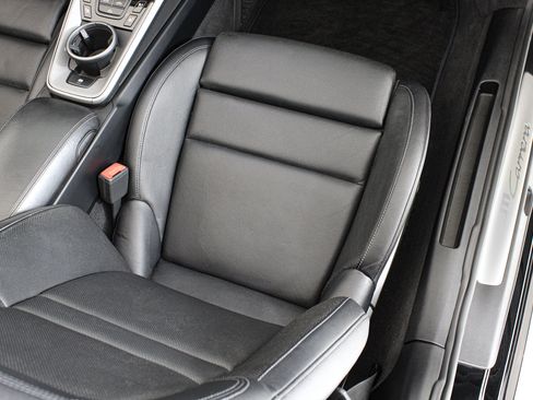 Used 2020 Porsche 911 Carrera RWD image 28