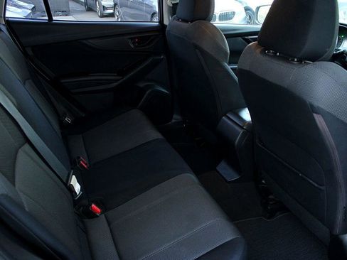 Used 2018 Subaru Crosstrek 2.0i image 14