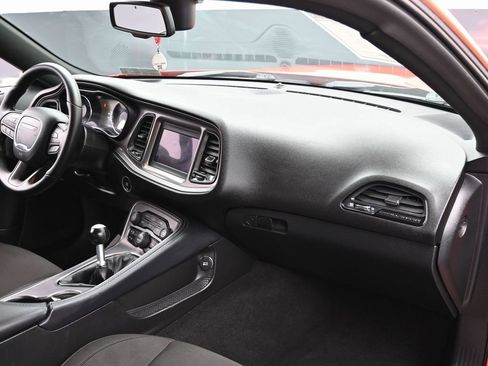 Used 2023 Dodge Challenger R/T image 33